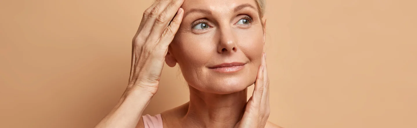 imagen principal de Bioestimulación de colágeno (Contorno facial, manos)